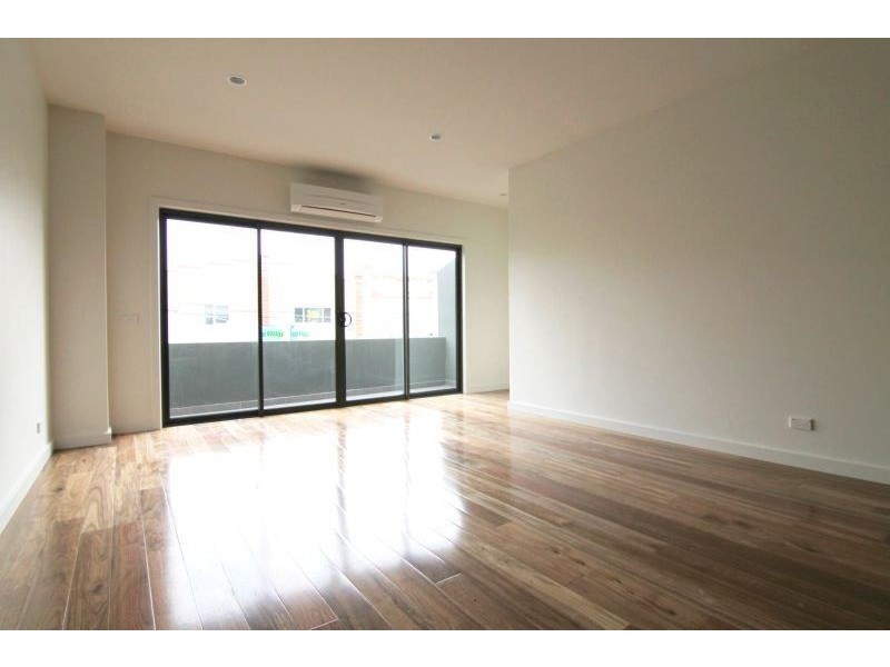 2/413A Waverley Road, Malvern East VIC 3145