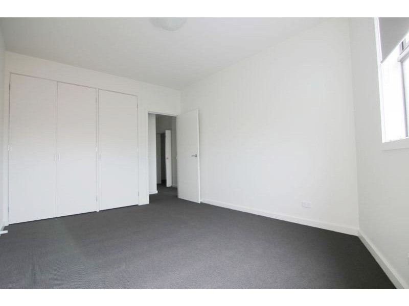 2/413A Waverley Road, Malvern East VIC 3145