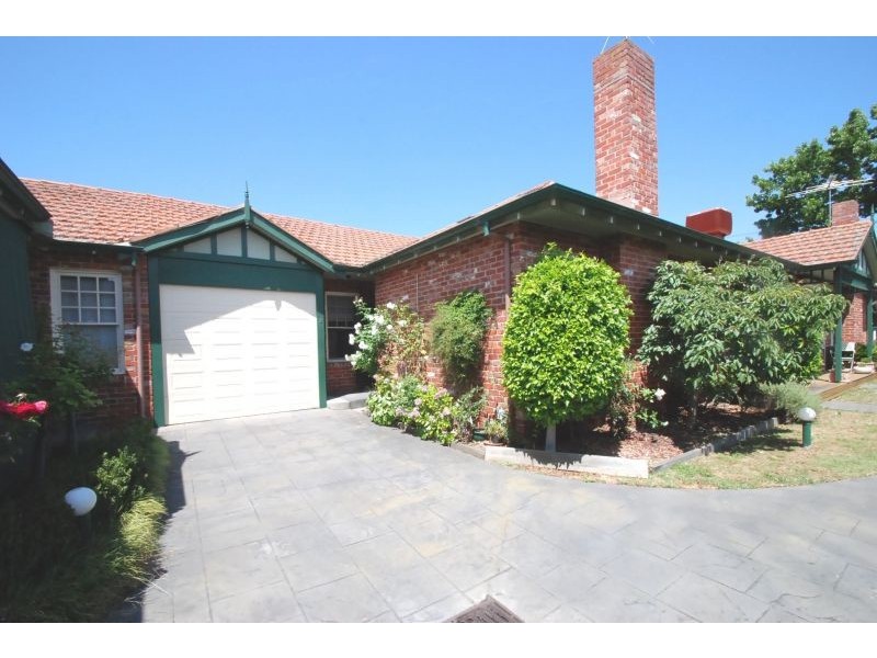 2/40 Burke Road, Malvern East VIC 3145