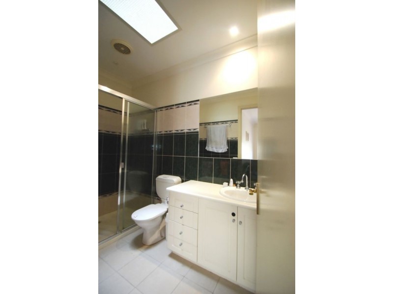 2/40 Burke Road, Malvern East VIC 3145