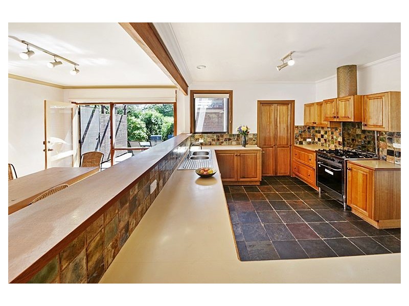 34 Dillon Grove, Glen Iris VIC 3146