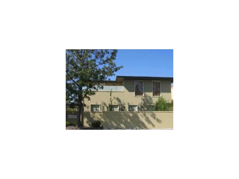 3/2 Moira Street, Malvern East VIC 3145