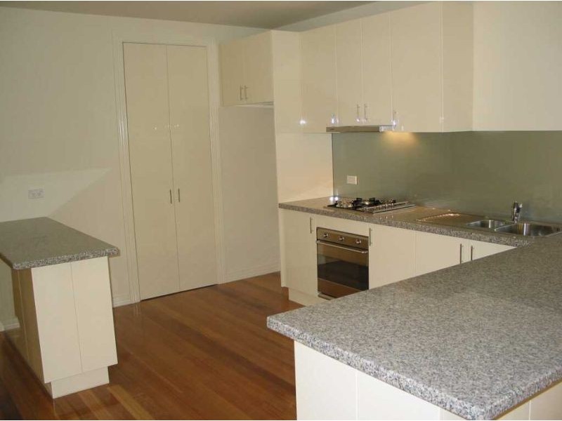 3/2 Moira Street, Malvern East VIC 3145