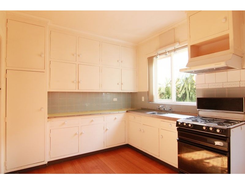 2/31 Summerhill Road, Glen Iris VIC 3146