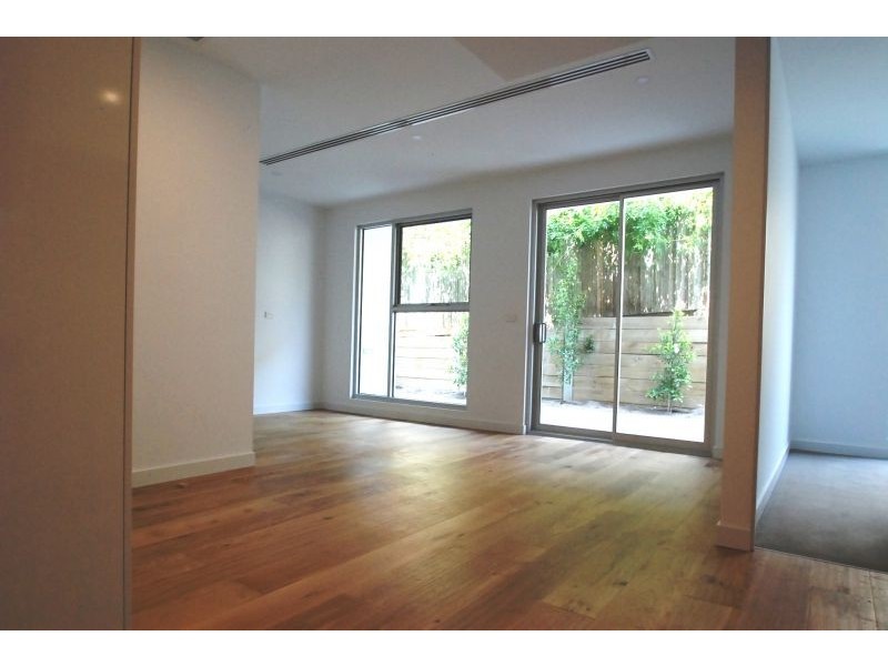 220 Burke Road, Glen Iris VIC 3146