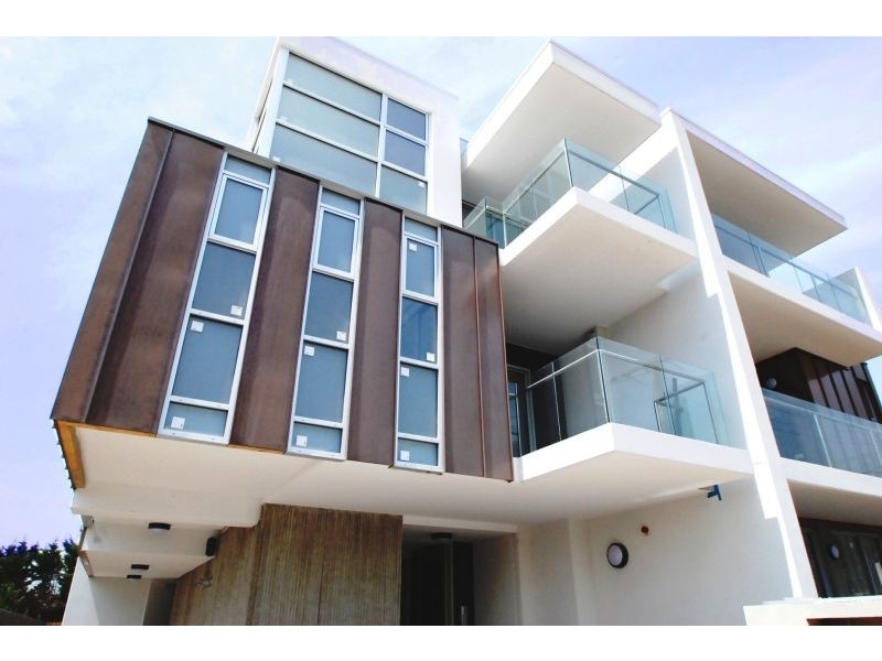 104/220 Burke Road, Glen Iris VIC 3146