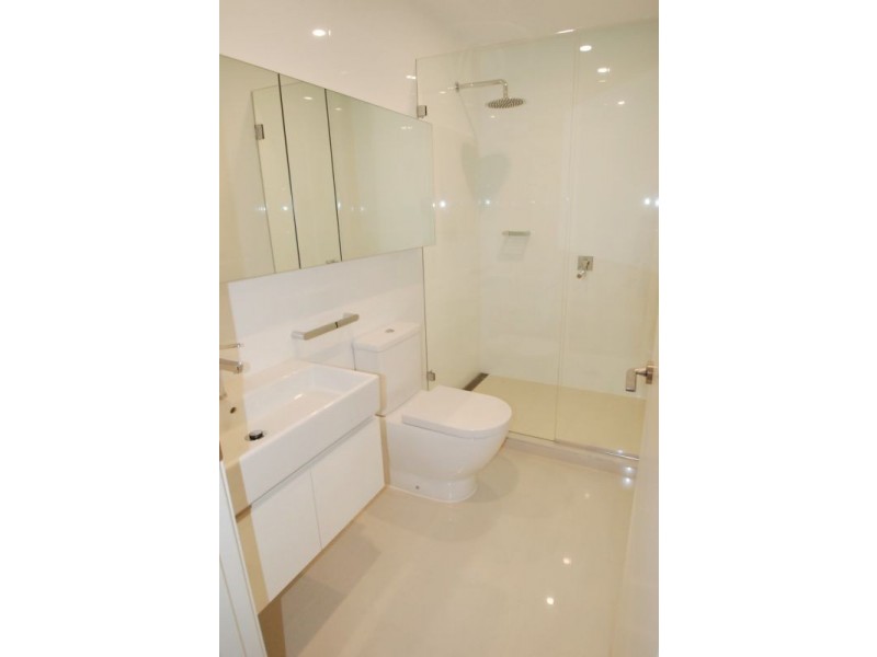 104/220 Burke Road, Glen Iris VIC 3146