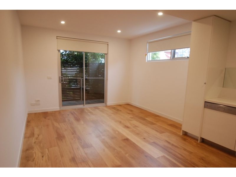 104/220 Burke Road, Glen Iris VIC 3146