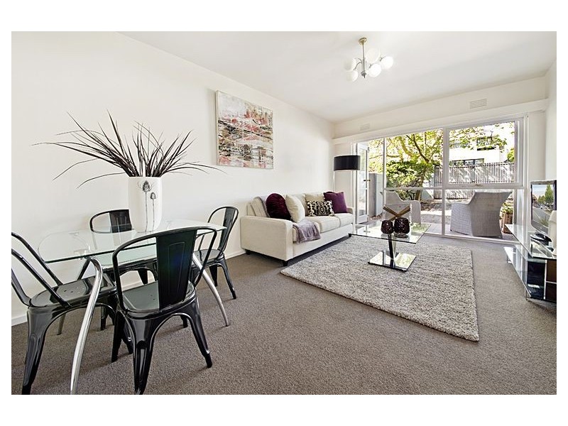 2/17 Belmont Avenue, Glen Iris VIC 3146