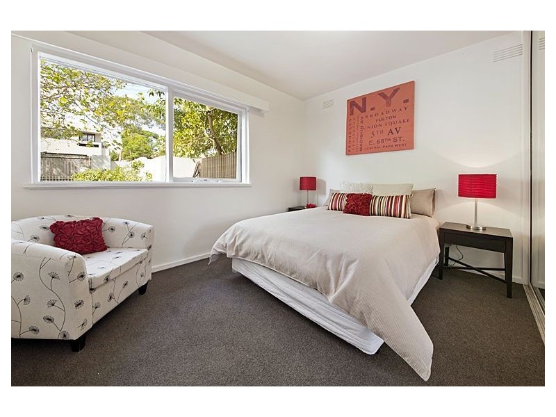 2/17 Belmont Avenue, Glen Iris VIC 3146