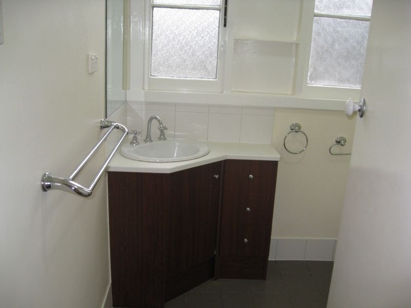 44 Warner Ave, Ashburton VIC 3147