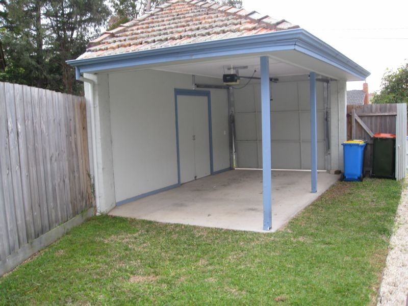 44 Warner Ave, Ashburton VIC 3147