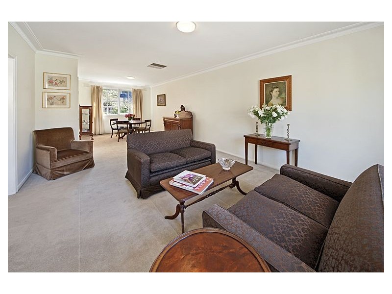 2/9 Hedgeley Avenue, Malvern East VIC 3145