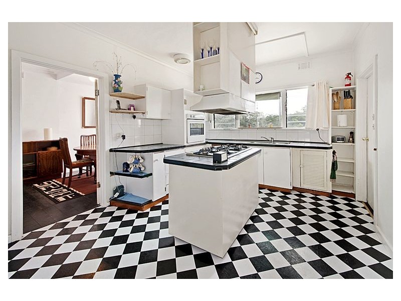 39 Ivanhoe Grove, Malvern East VIC 3145