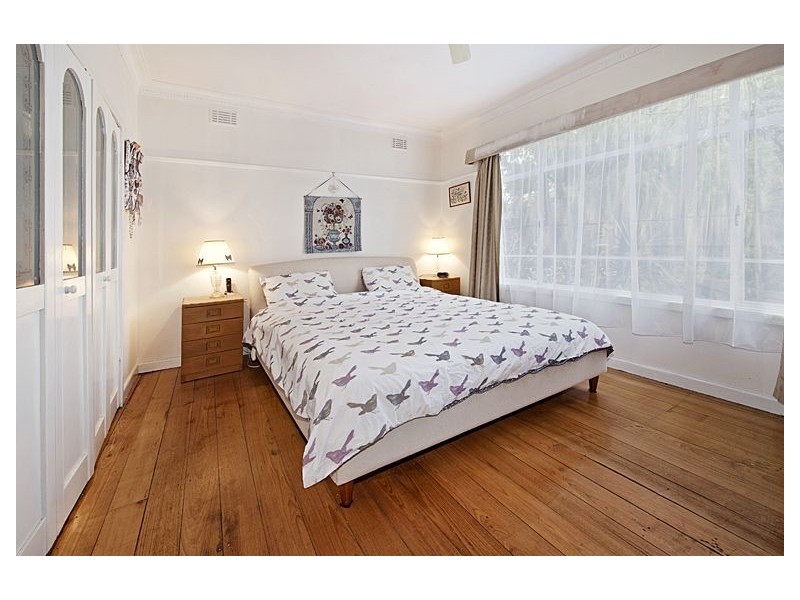 39 Ivanhoe Grove, Malvern East VIC 3145