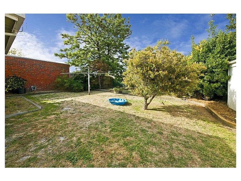18 Poulter Street, Ashburton VIC 3147