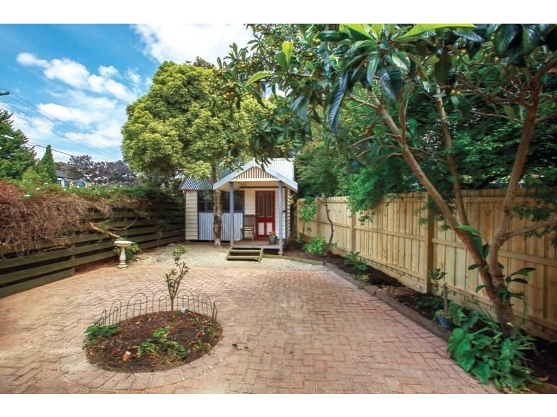 9 Delta Avenue, Ashwood VIC 3147