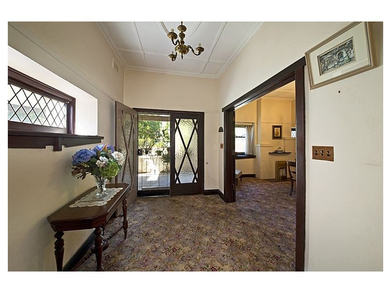 166 Glen Iris Road, Glen Iris VIC 3146