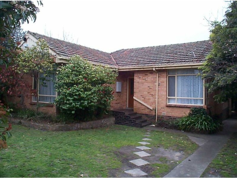 13 Rangeview Avenue, Malvern East VIC 3145