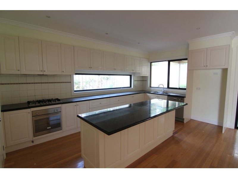 2/23 Nicholas Street, Ashburton VIC 3147