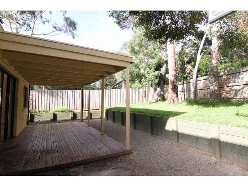 2/23 Nicholas Street, Ashburton VIC 3147