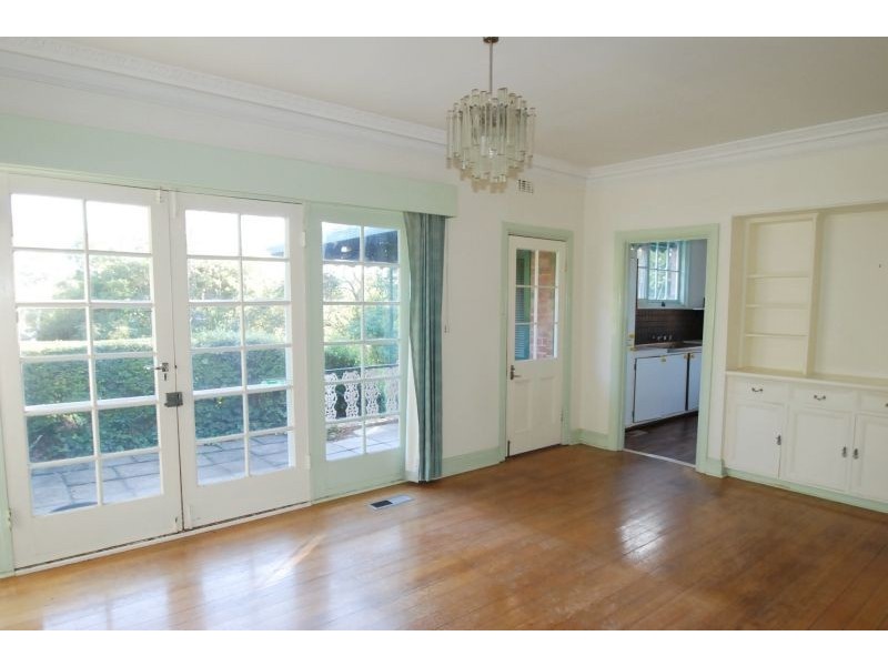 35 St Georges Crescent, Ashburton VIC 3147