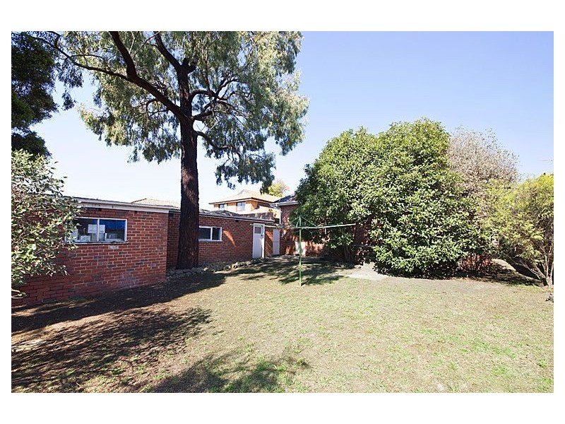 15 Prior Road, Malvern East VIC 3145