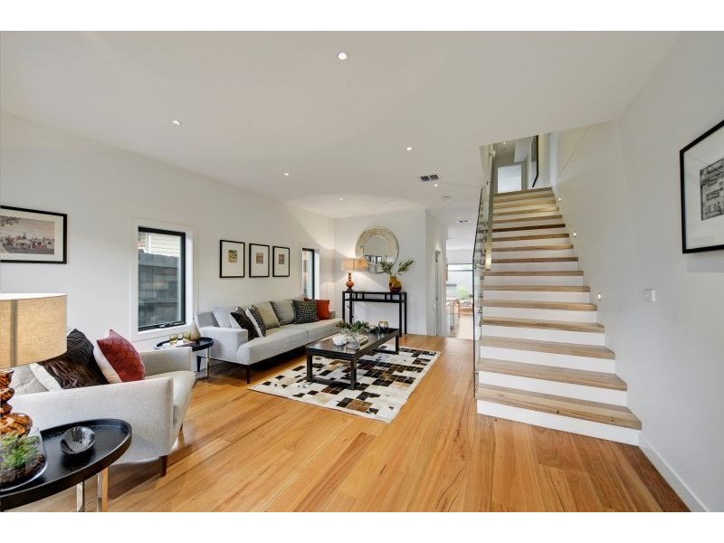 25 Carroll Crescent, Glen Iris VIC 3146