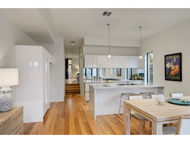 25 Carroll Crescent, Glen Iris VIC 3146