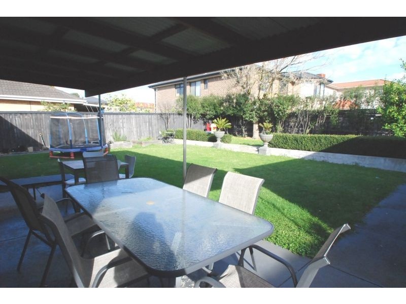 121 Brady Road, Bentleigh East VIC 3165