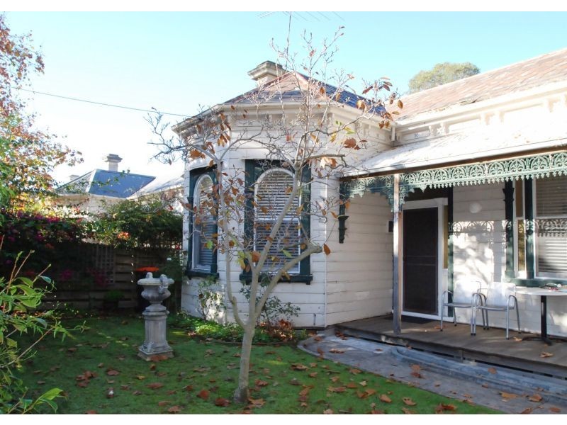 28 Auburn Grove, Hawthorn East VIC 3123