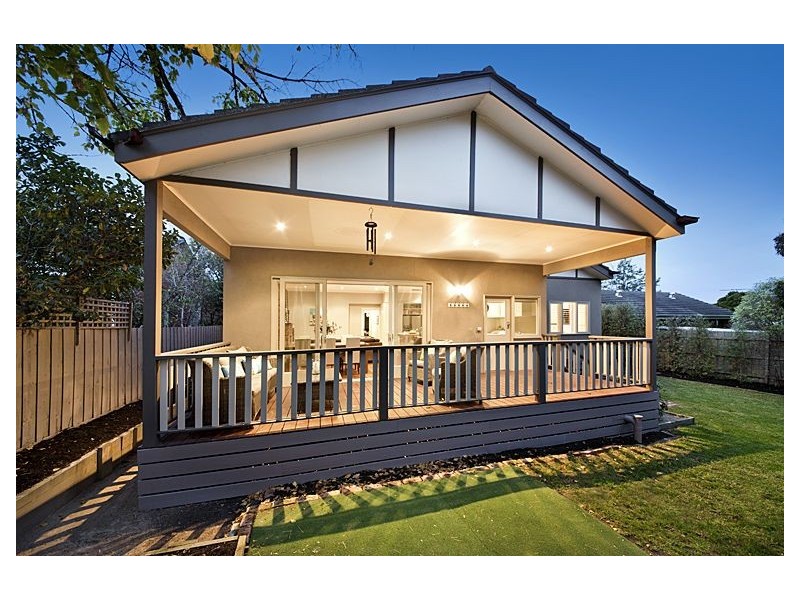 8 Burbank Street, Ashburton VIC 3147