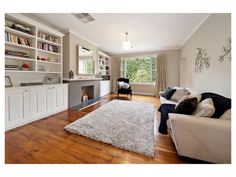 8 Burbank Street, Ashburton VIC 3147