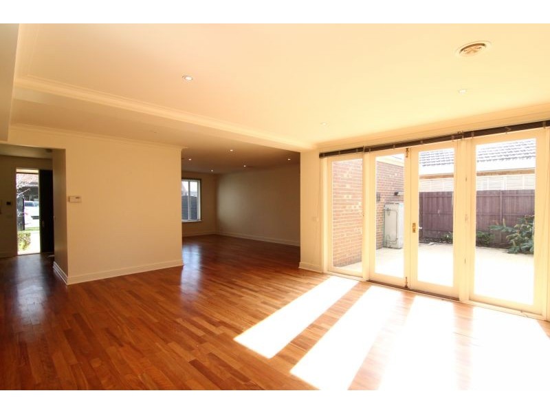 152 Burke Road, Glen Iris VIC 3146