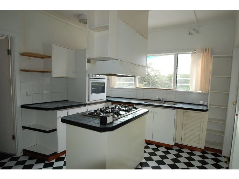 39 Ivanhoe Grove, Malvern East VIC 3145