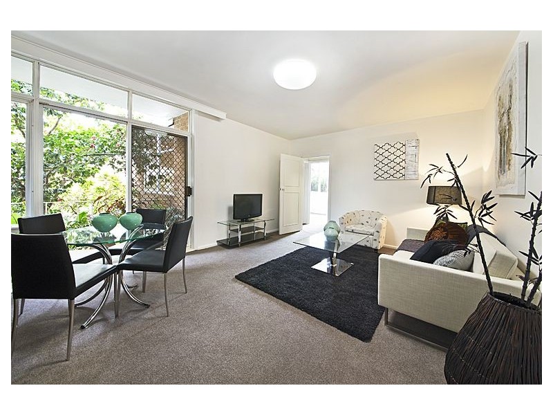 1/11 Fulton Street, St Kilda East VIC 3183