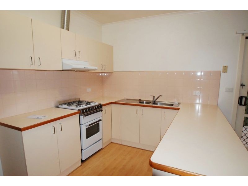 3/83 Carlisle Crescent, Hughesdale VIC 3166