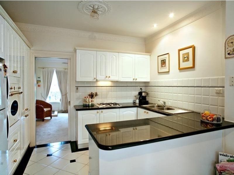 1A Rangeview Avenue, Malvern East VIC 3145