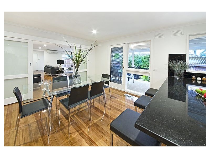 26 Ansett Crescent, Forest Hill VIC 3131