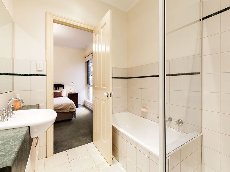 12 Silverton Street, Malvern East VIC 3145