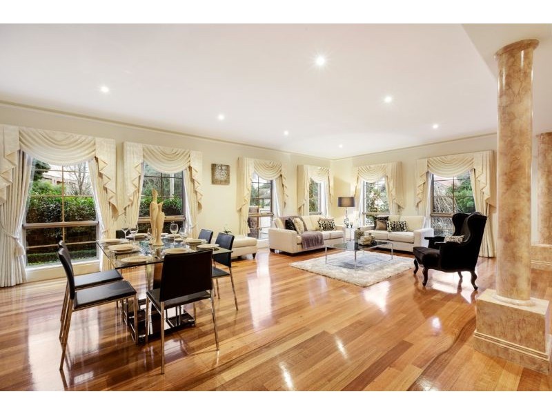 37 Grandview Road, Box Hill South VIC 3128