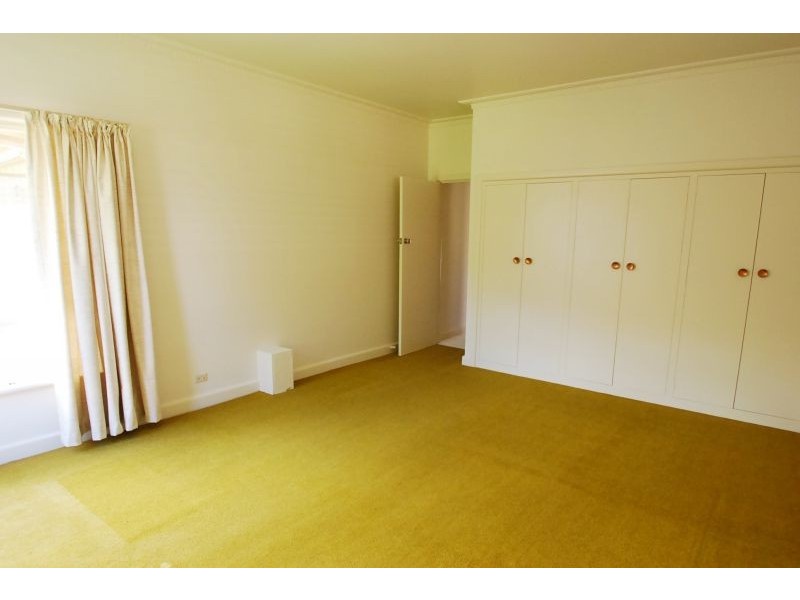 4 Keltie Street, Glen Iris VIC 3146