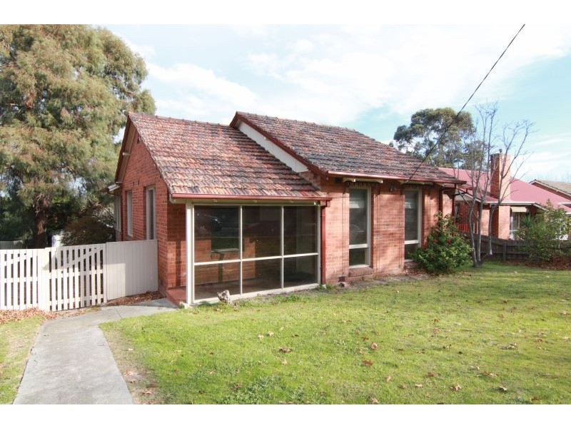 10 Lancaster Street, Ashburton VIC 3147