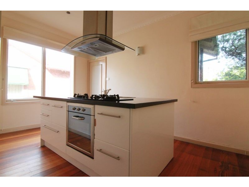 10 Lancaster Street, Ashburton VIC 3147