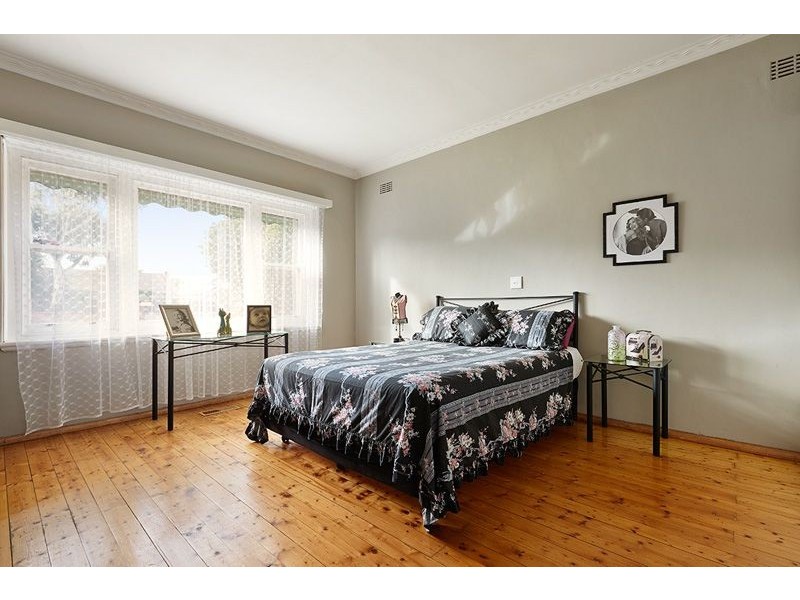 352 Warrigal Road, Ashburton VIC 3147