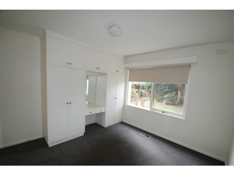 2/29 Belmont Avenue North, Glen Iris VIC 3146