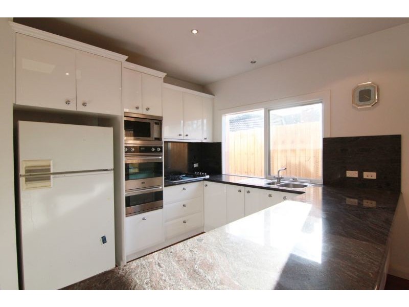44 Francis Crescent, Glen Iris VIC 3146