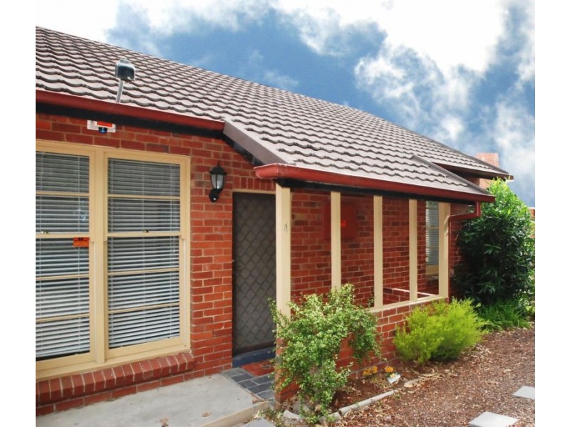 1/4 Lancaster Street, Ashburton VIC 3147