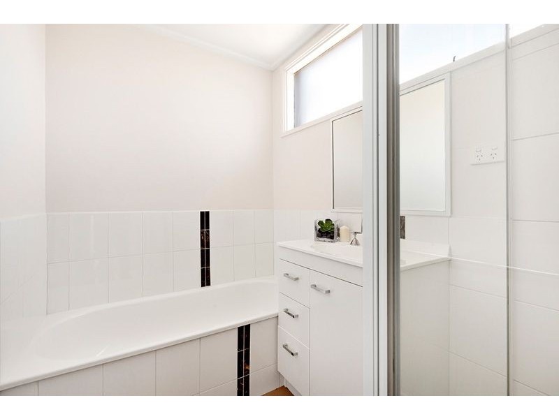 4/122 Milton Parade, Glen Iris VIC 3146