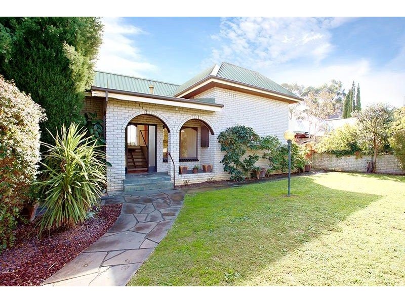 4 Estella Avenue, Glen Iris VIC 3146